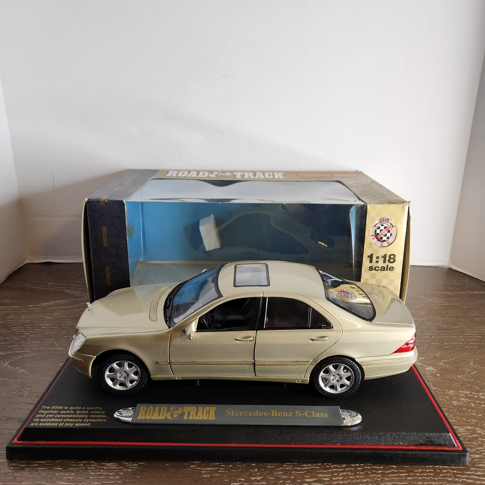 Road&Track Light Gold Mercedes-Benz S-Class 1:18 Diecast Car With Stand & Box