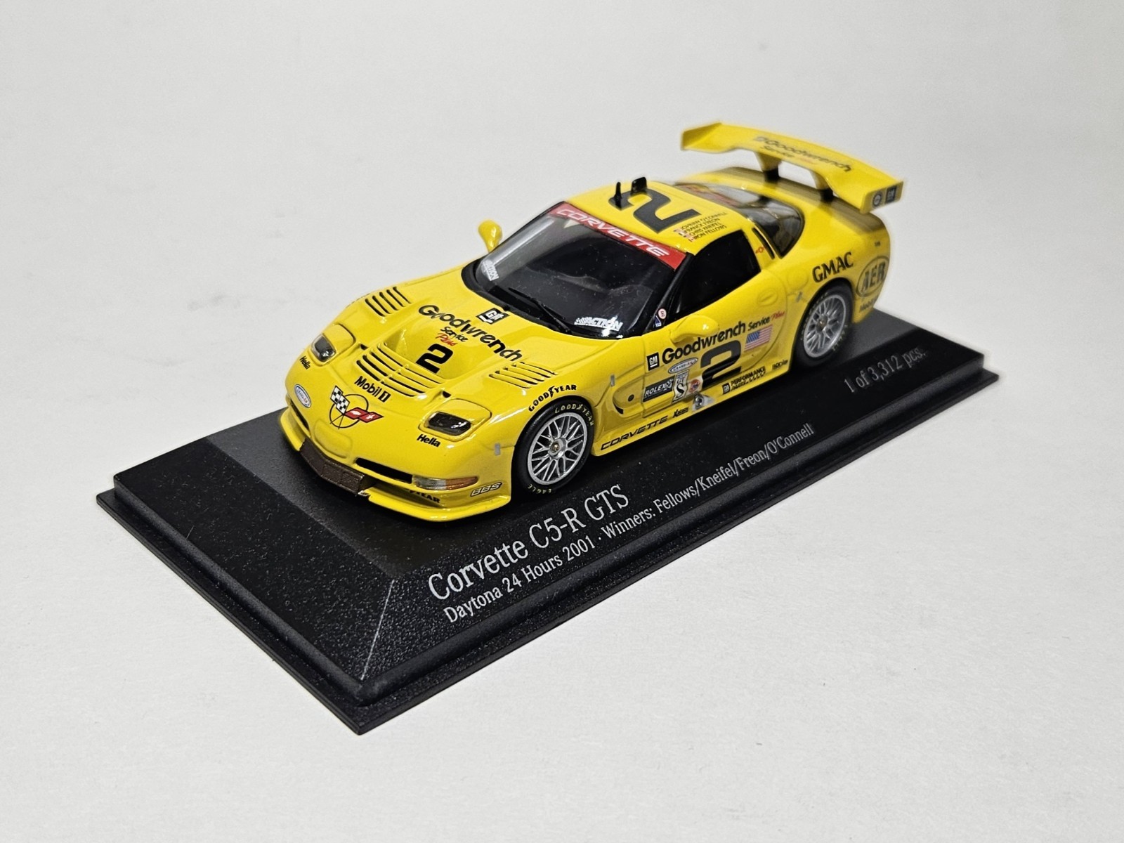 2001 CORVETTE C5-R #2 DAYTONA 24hrs WIN 1:43 ACTION Diecast C5R (1 of 3,312pcs)
