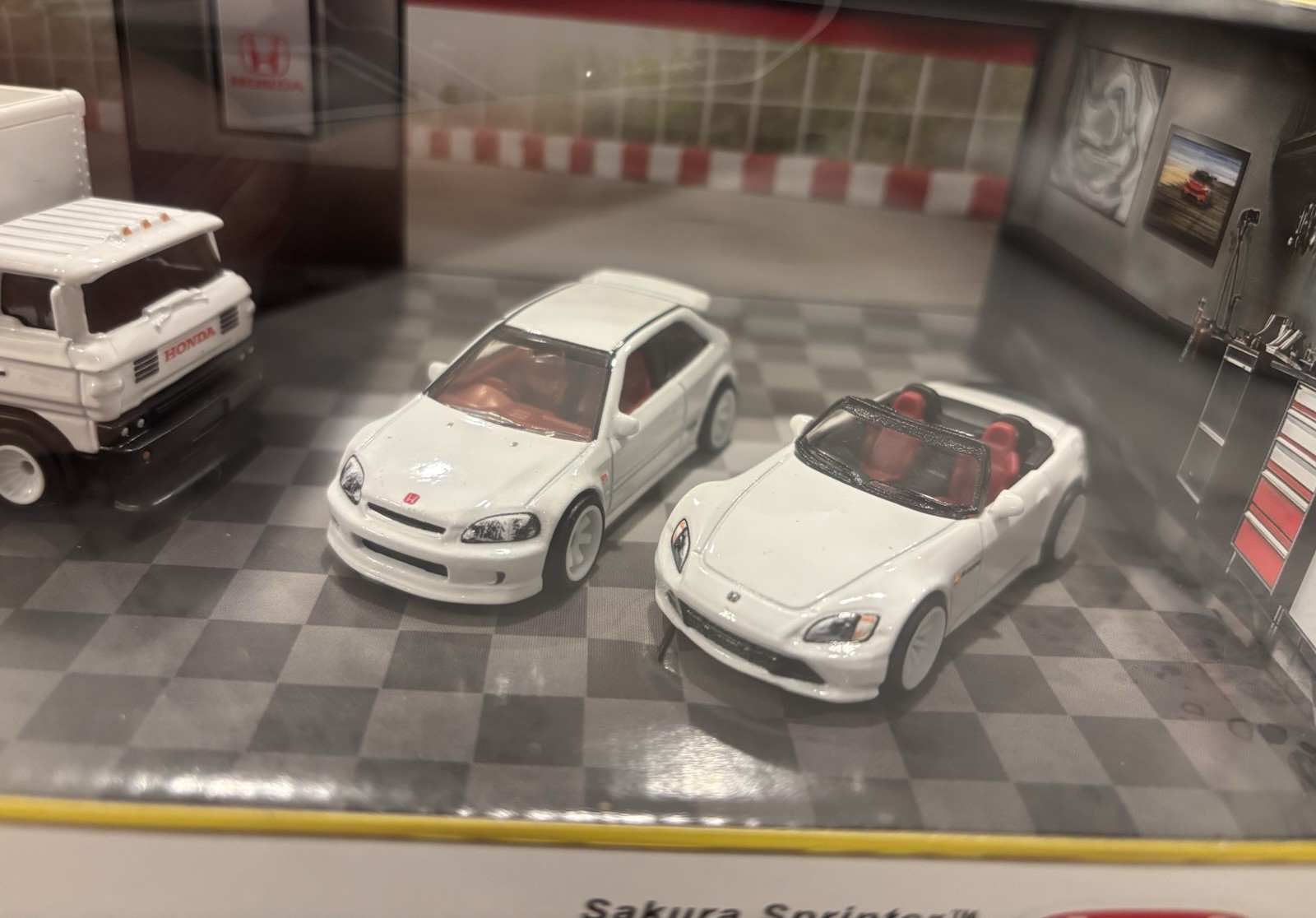 Hot Wheels 2025 Premium Collector Diorama Honda Set Civic Type-R, NSX-R, S2000