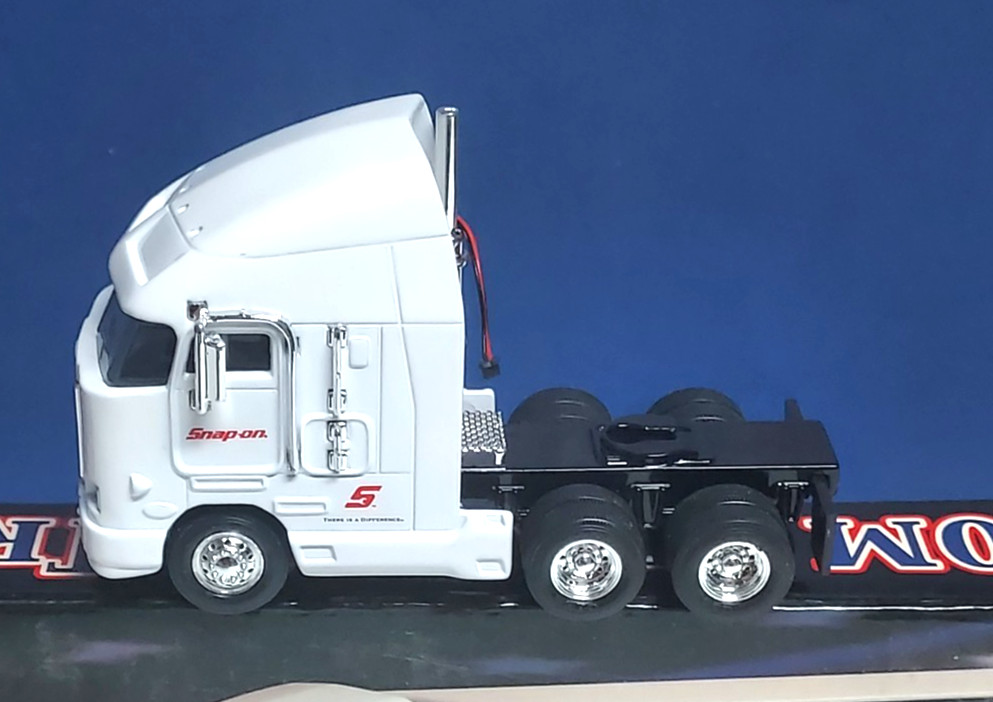 Snap On “American Ingenuity” Custom Truck Trailer Bank New 1:64 Scale die cast