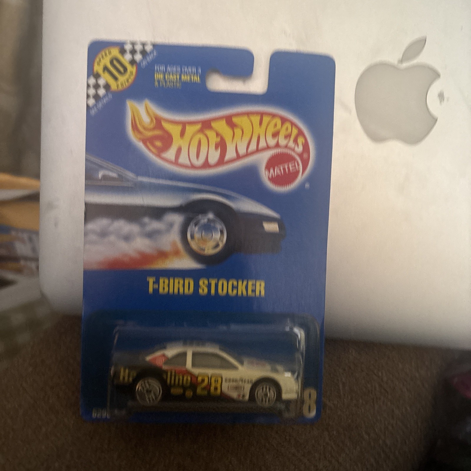 1:64 HOT WHEELS BLUE CARD COLLECTOR #88 WHITE & BLACK T-BIRD STOCKER