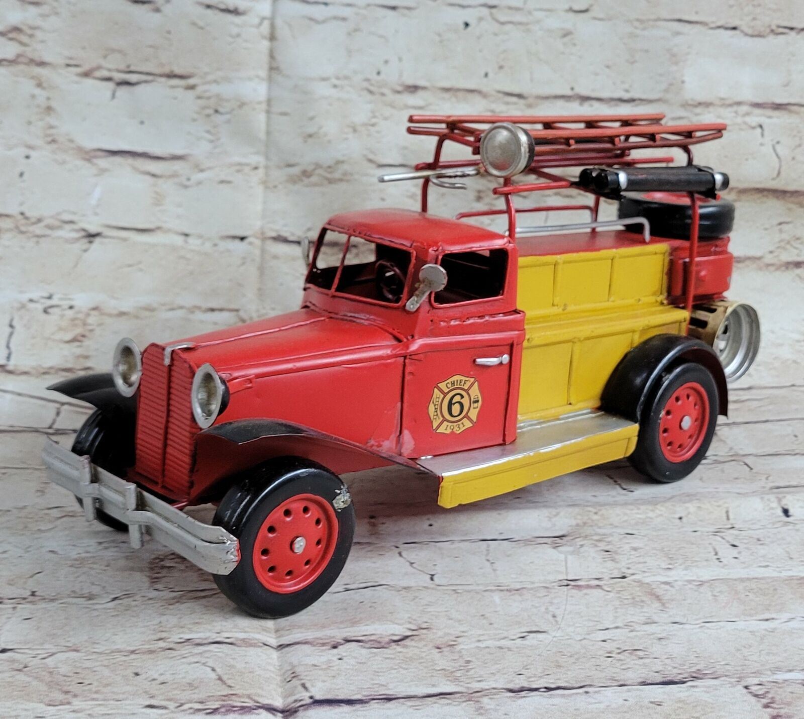 1931 South Prairie, WA, Boyer Chief #6 Vintage-Style Tin Metal Model Fire Truck