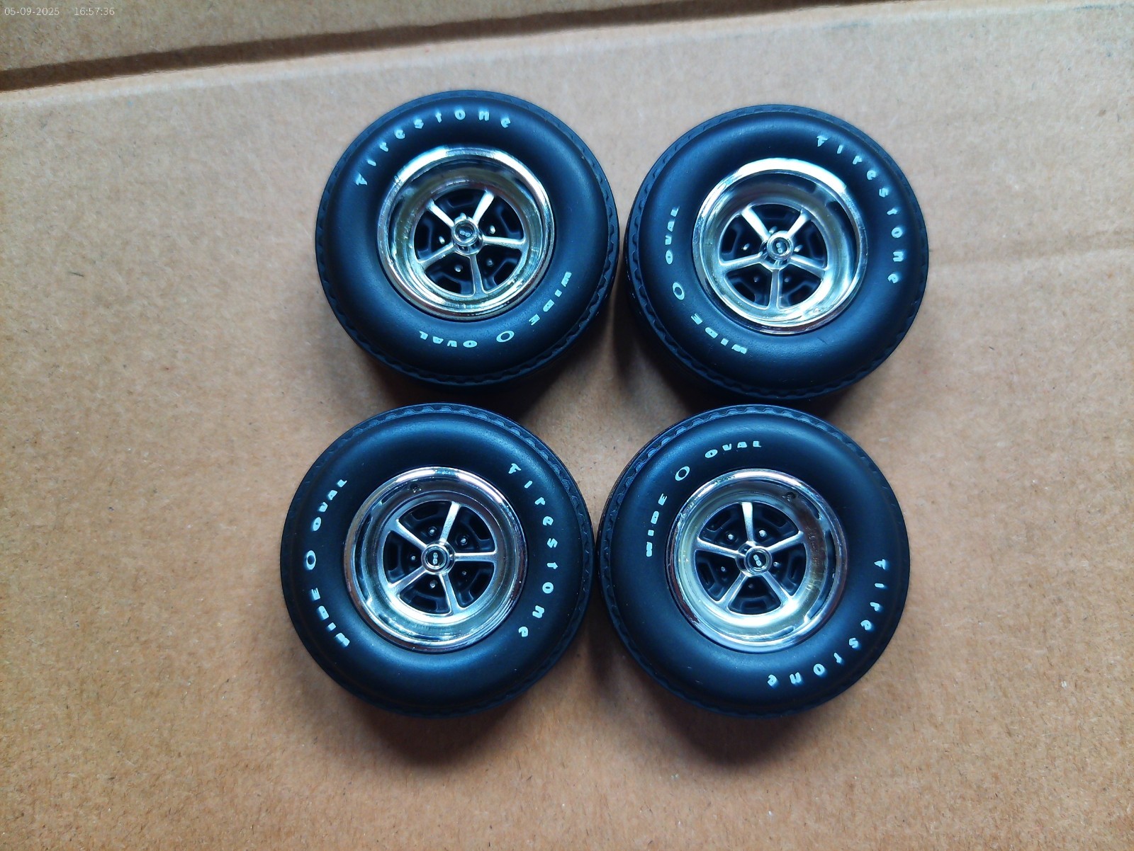 NEW SUPER SPORTS FIRESTONE WHEELS TIRES MAG 5 SPOKE SET 1:18 ACME A1805530W GMP