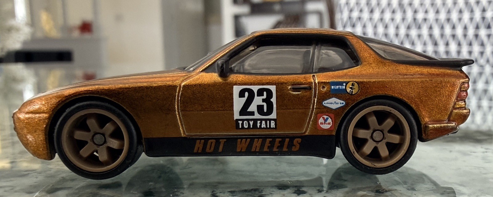 HOT WHEELS 2023 TOY FAIR ORIGINAL MATTEL ’89 PORSCHE 944 TURBO LOOSE NEAR MINT