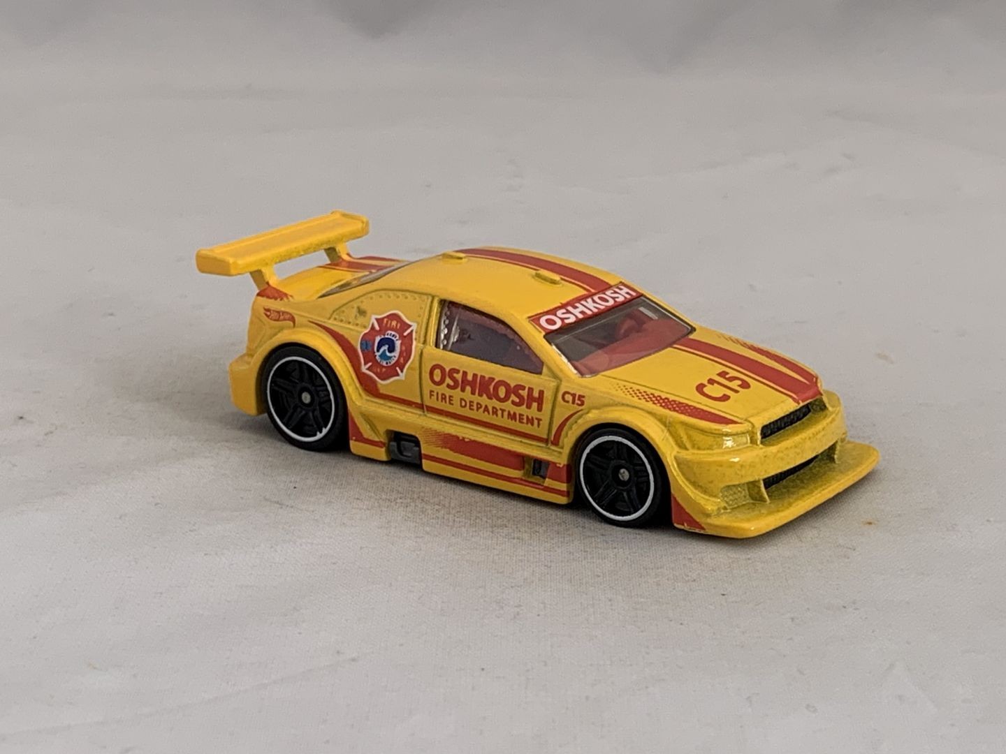 Hot Wheels Amazoom 2012 Main Street Fire Dept Yellow PR5s