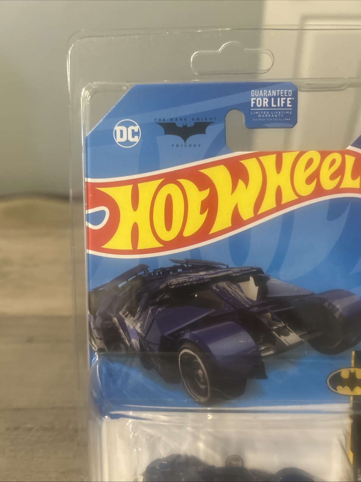 Hot Wheels Treasure Hunt The Dark Knight Batmobile