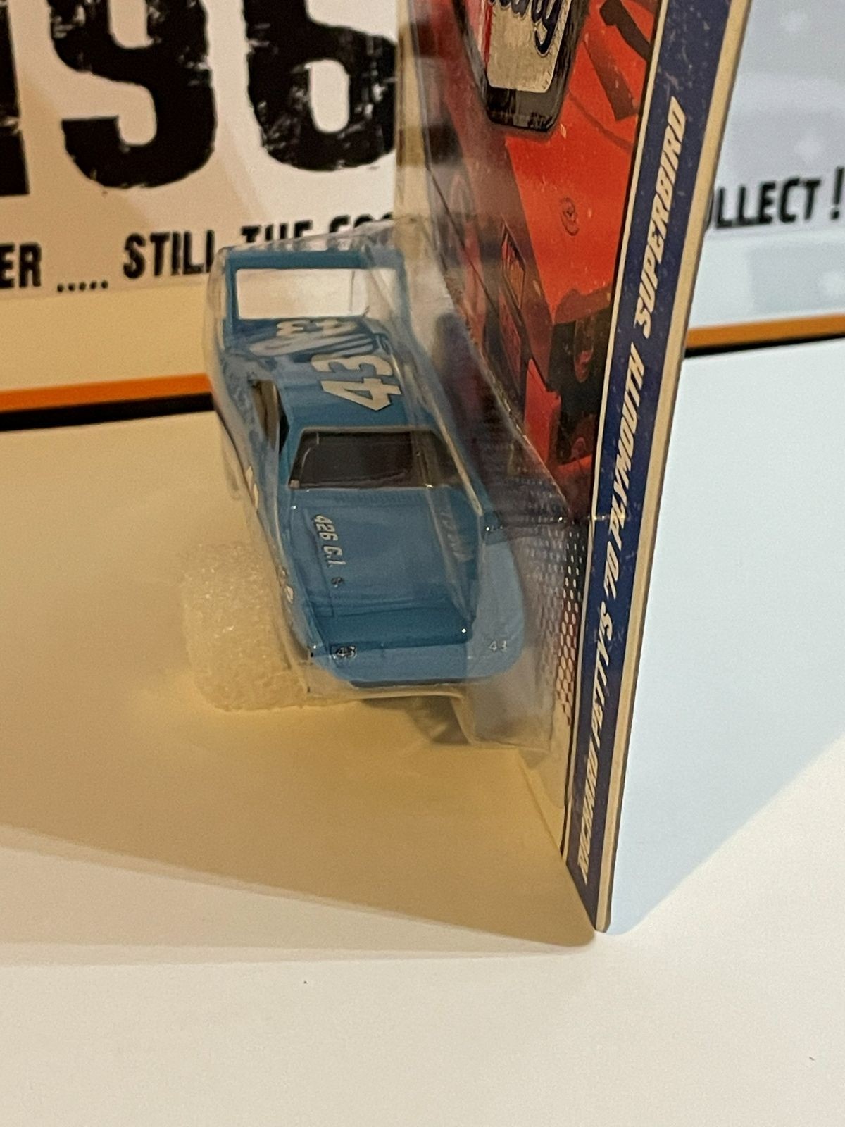 Hot Wheels Vintage Racing Richard Petty’s 70 Plymouth Superbird 23/30