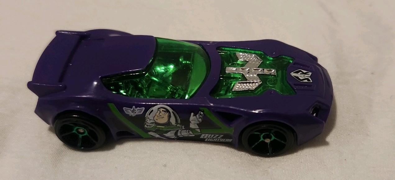 Hot Wheels 1:64 Diecast Cars Pick Your Model Assorted Licensed Characters