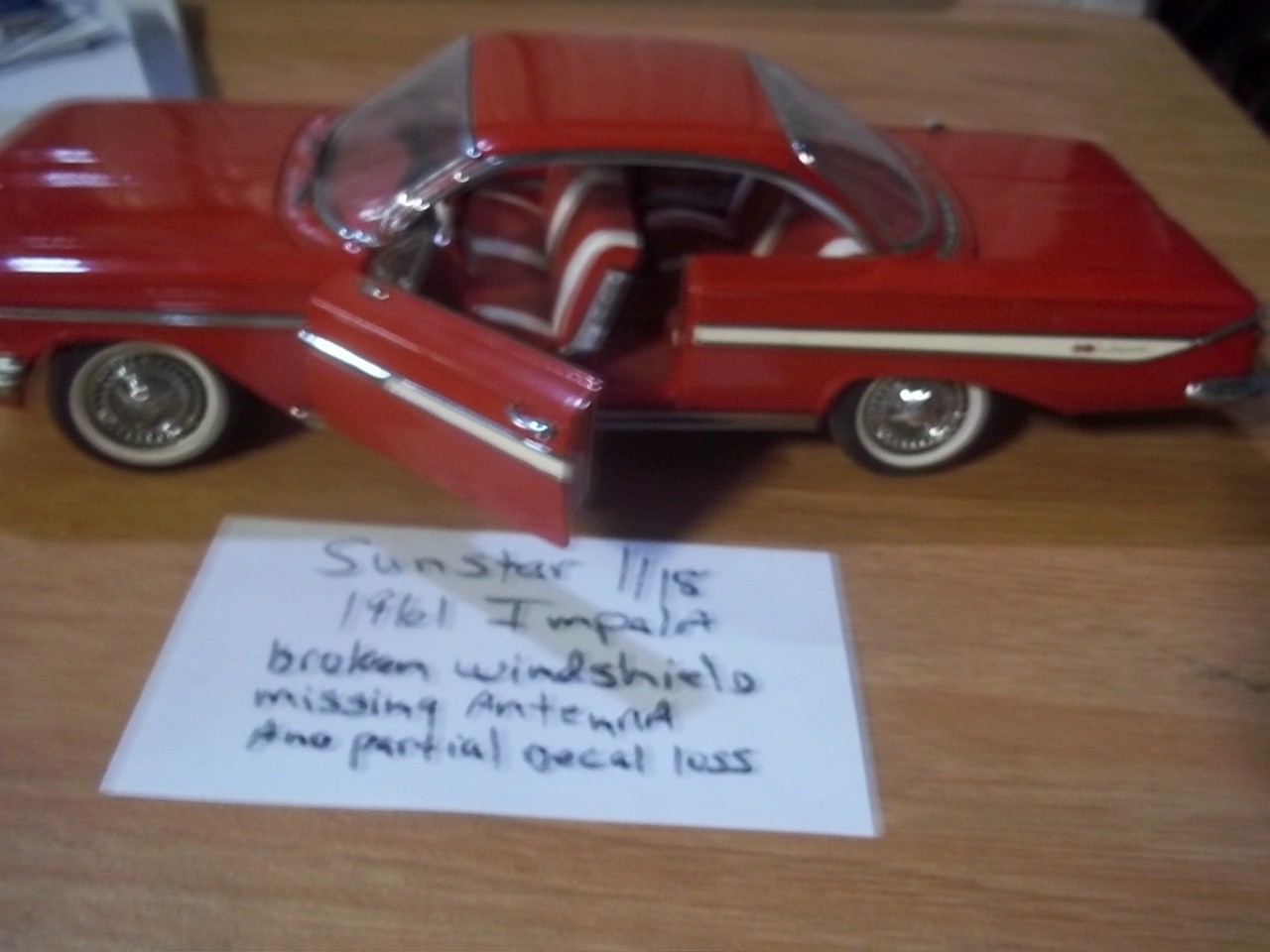 Sun Star 1:18 1961 Chevrolet Impala SS 409 Red Diecast Car