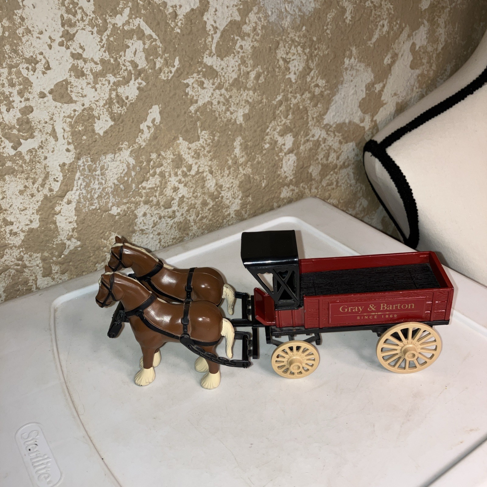 Ertl Die Cast Metal Gray and Barton Horse and Plastic Wagon Toy Delivery Vintage