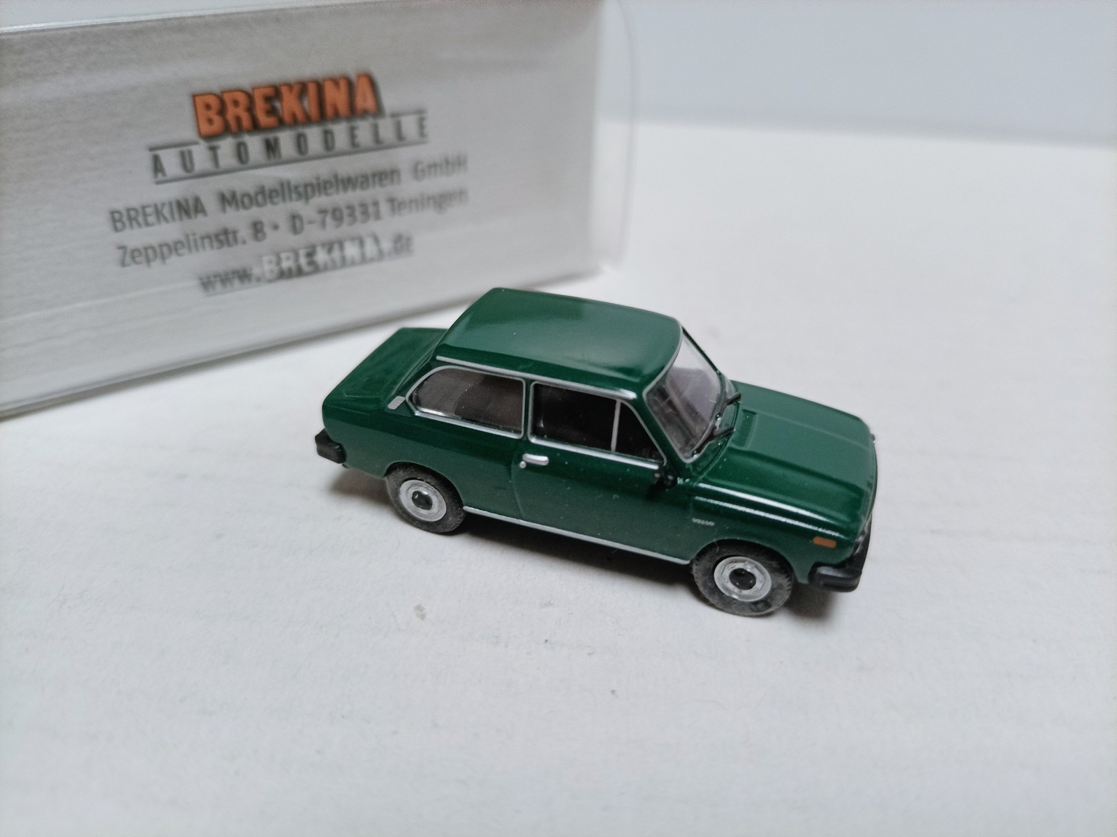 Brekina 1:87 Volvo 66 1975 Dark Green Ho Model Car Model