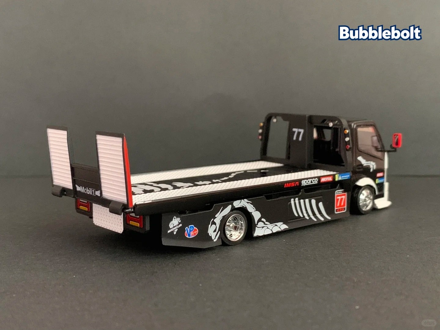 1/64 Mega Gear Custom Tow Truck Skeleton Dinosaur Flatbed Diecast Model