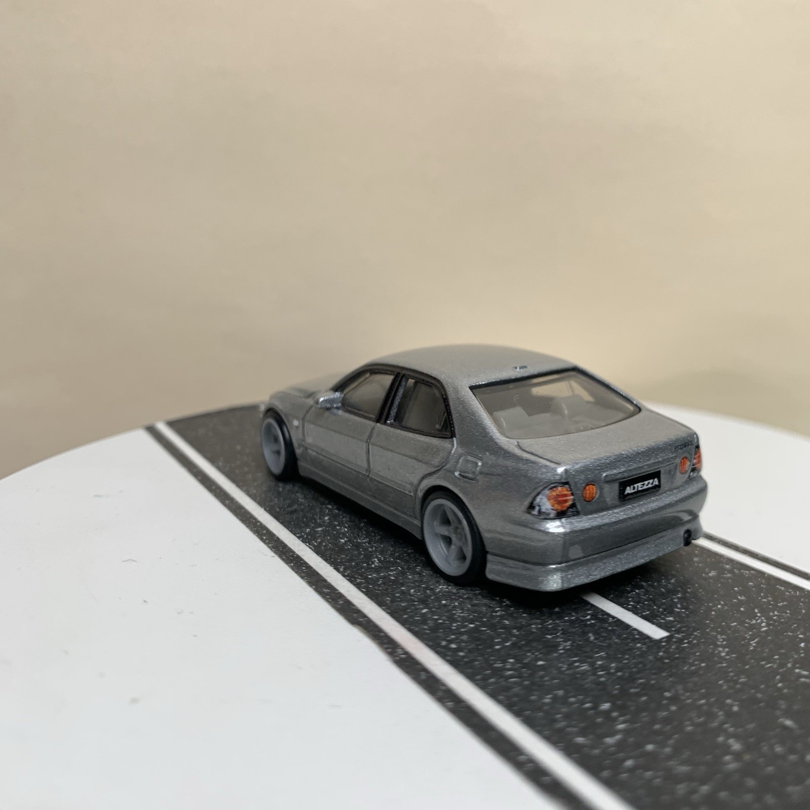 Hot Wheels Premium Modern Classics ’98 Toyota Altezza Lexus IS300 Silver 1:64 NM