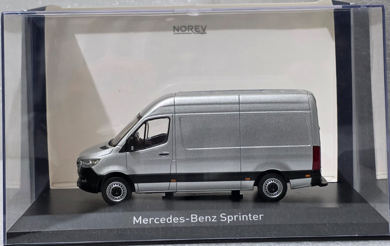 Mercedes Sprinter Van (W907) Silver 2018 1:43 Norev 351175 Diecast (18)