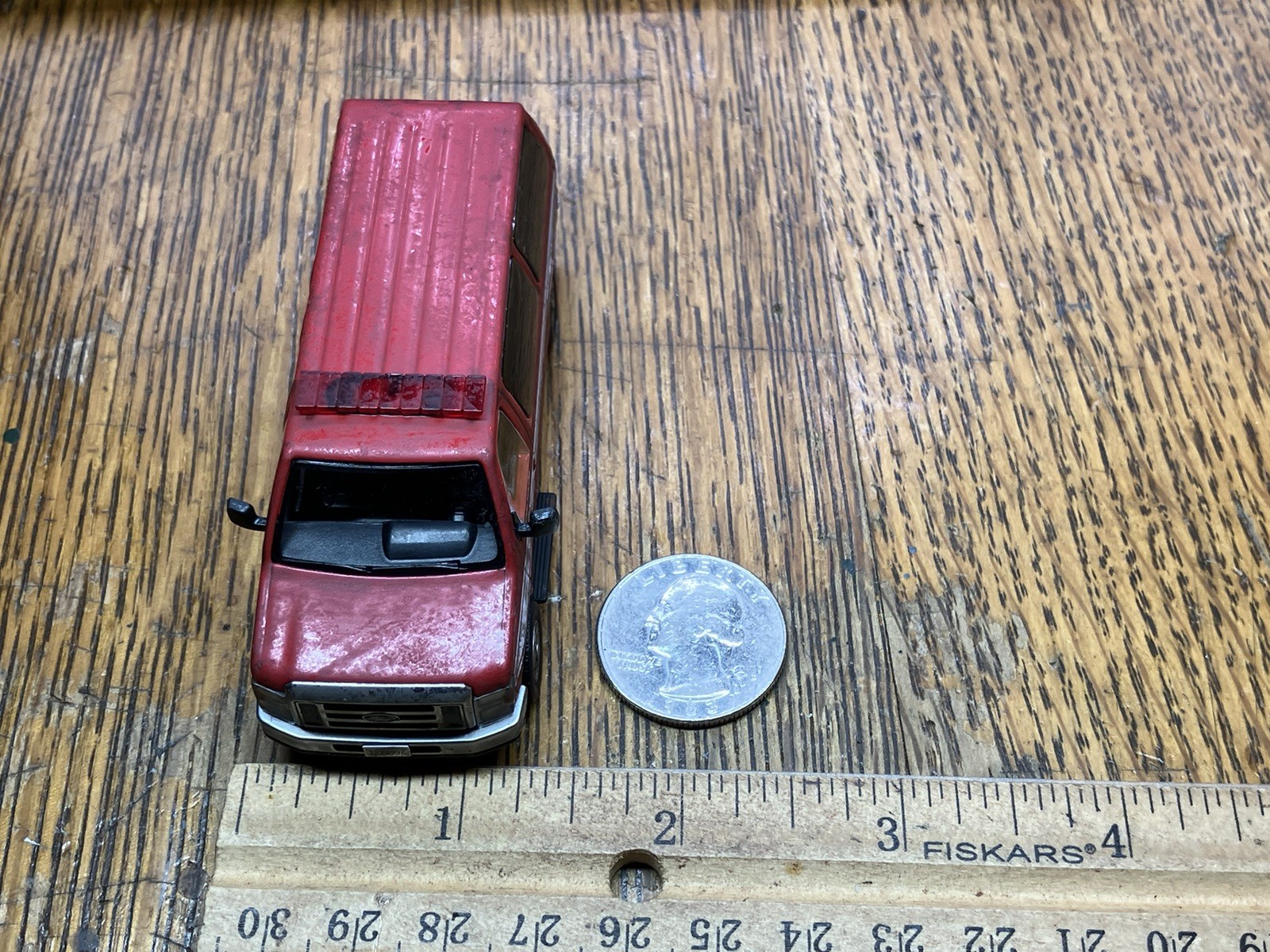 Ford E-350 LAFD Van Weathered Rusty Fire Truck 1/64 596 Diecast Custom Beater