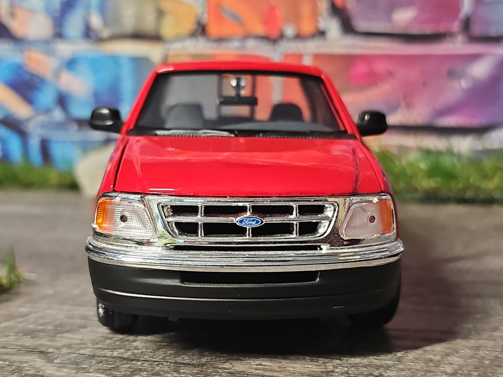 MotorMax 2001 Ford F-150 XLT Flare Side Red 1:24 Diecast Truck NO BOX