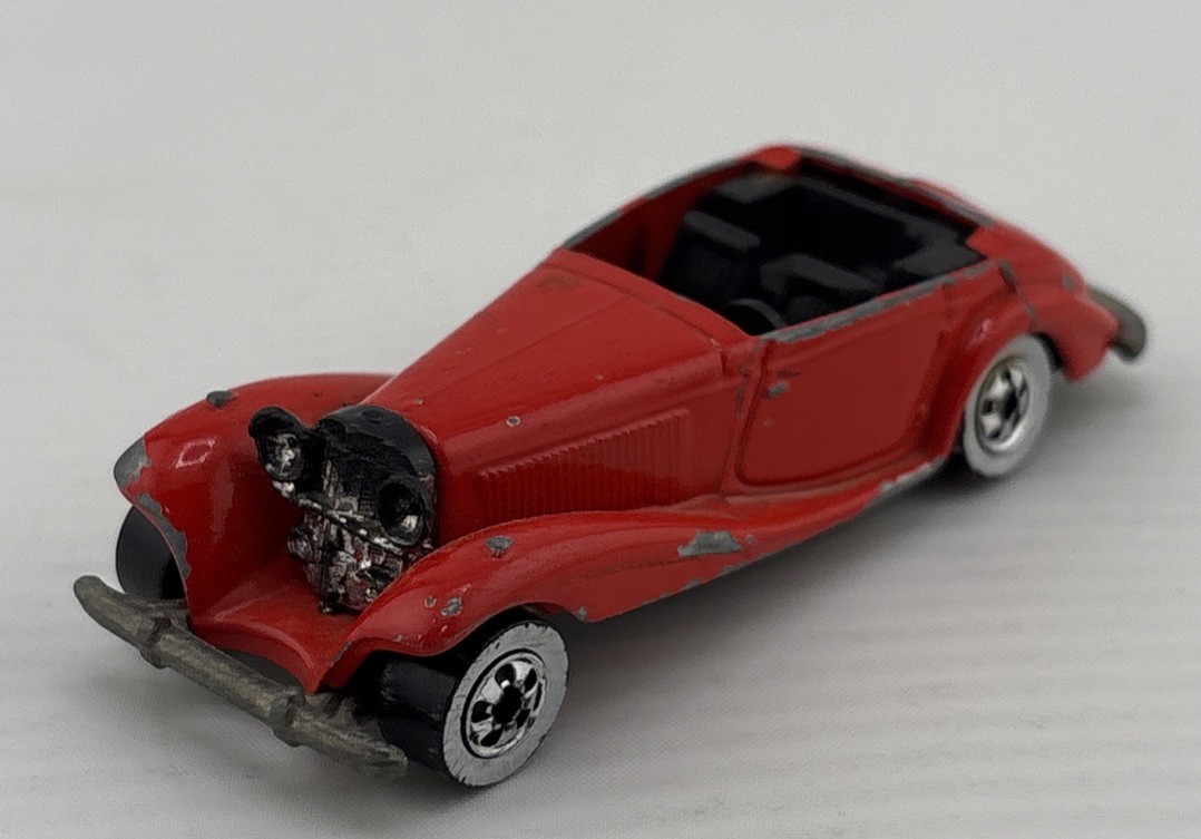 Mattel Hot Wheels 1982 Mercedes 540K Diecast Car Red H2.