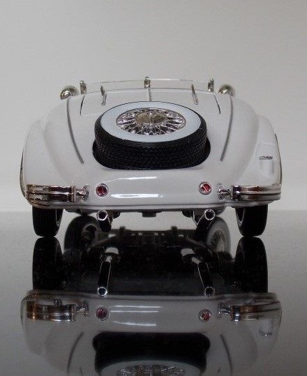 Mercedes Benz Classic Car Chopped Vintage Concept1:18Custom Built24Metal Body12