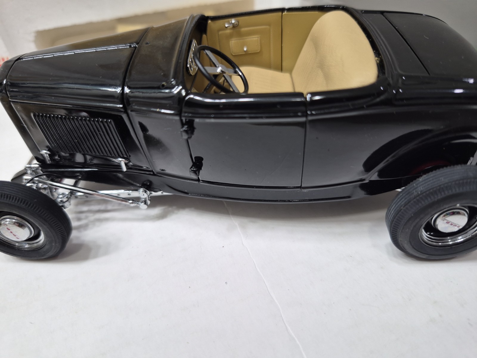 Danbury Mint 1932 Ford Deuce Highboy. No Paper Work