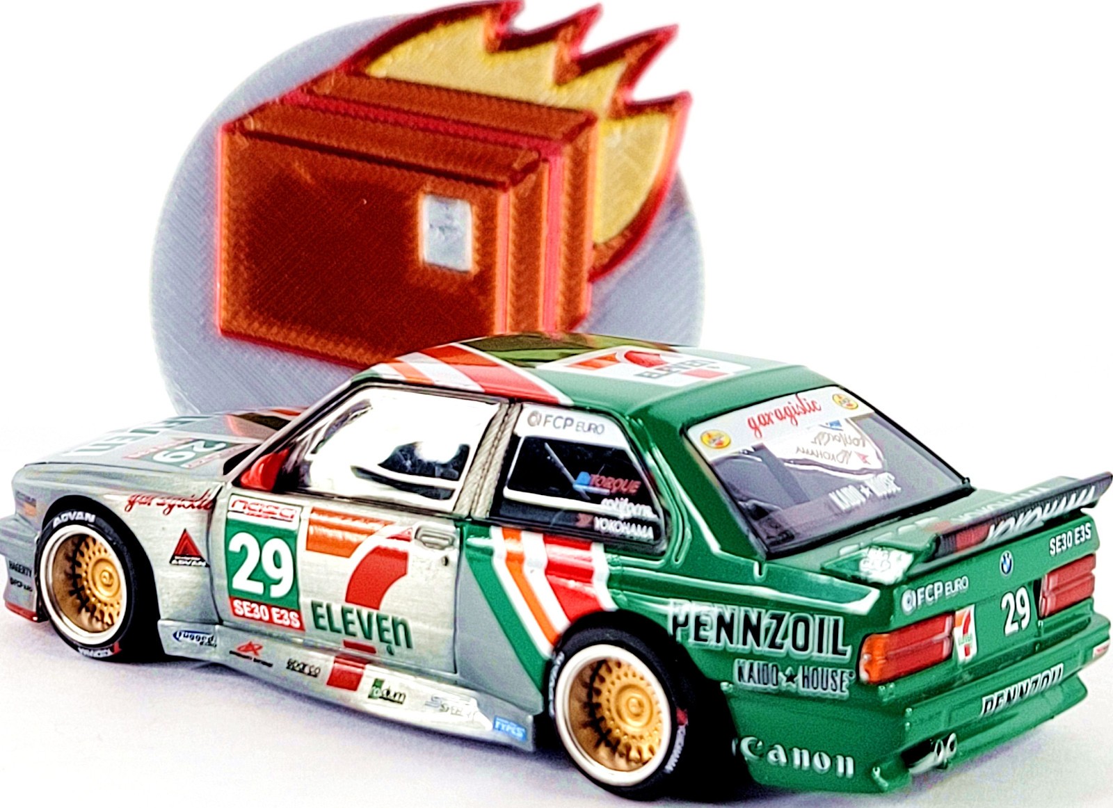 Kaido House x Mini GT BMW M3 E30 Larry Chen V1 7-Eleven KHMG217 🟥🟩⬜ CHASE 🏆