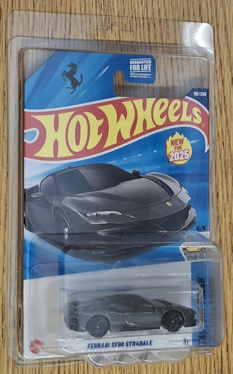 2025 Hot Wheels Ferrari SF90 Stradale 191/250 HYY08 Grey Factory Fresh Protector