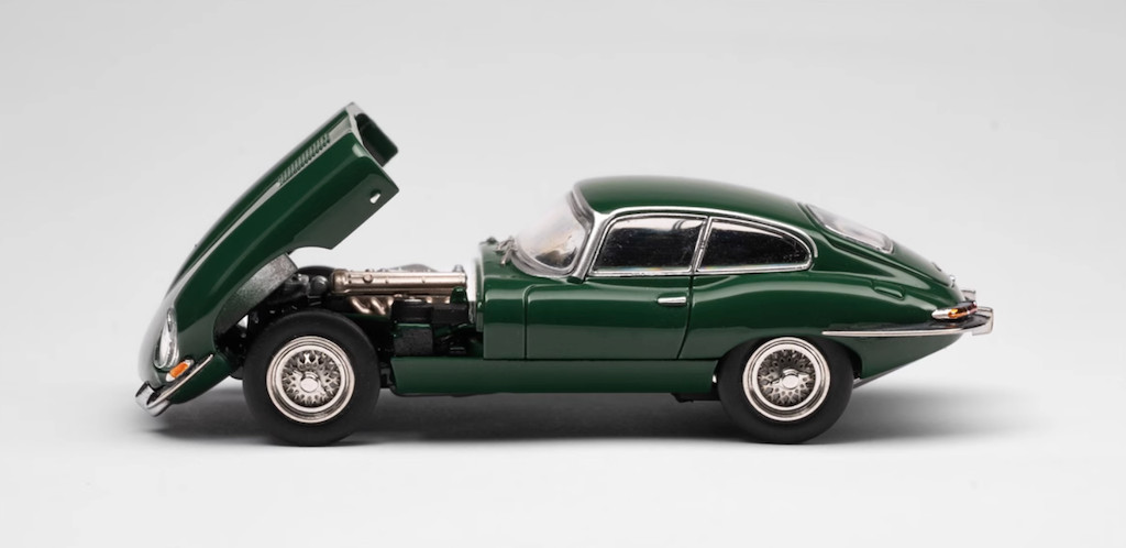GFCC 1:64 1961 E Type Roadster Hard Top Sports Model Diecast Metal Car