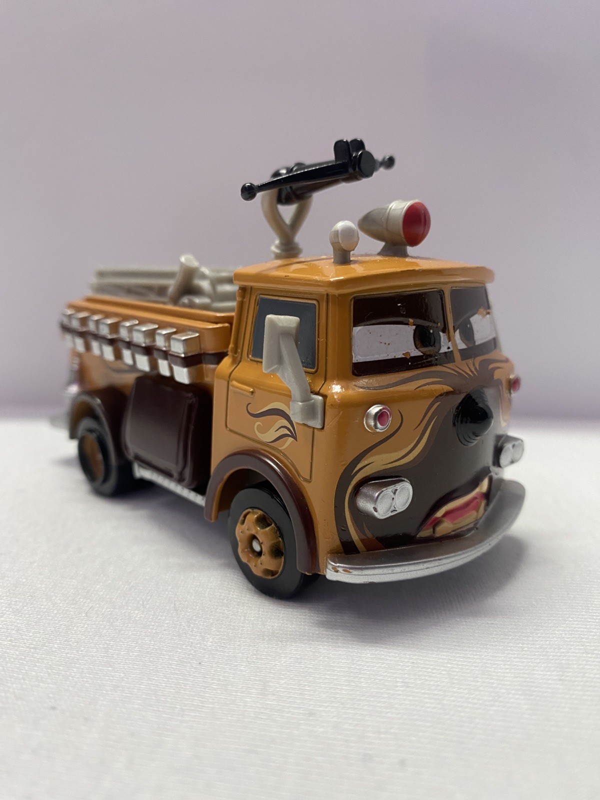 Disney Pixar Cars – Red as Chewbacca Star Wars Disney Park Exclusive Flawed