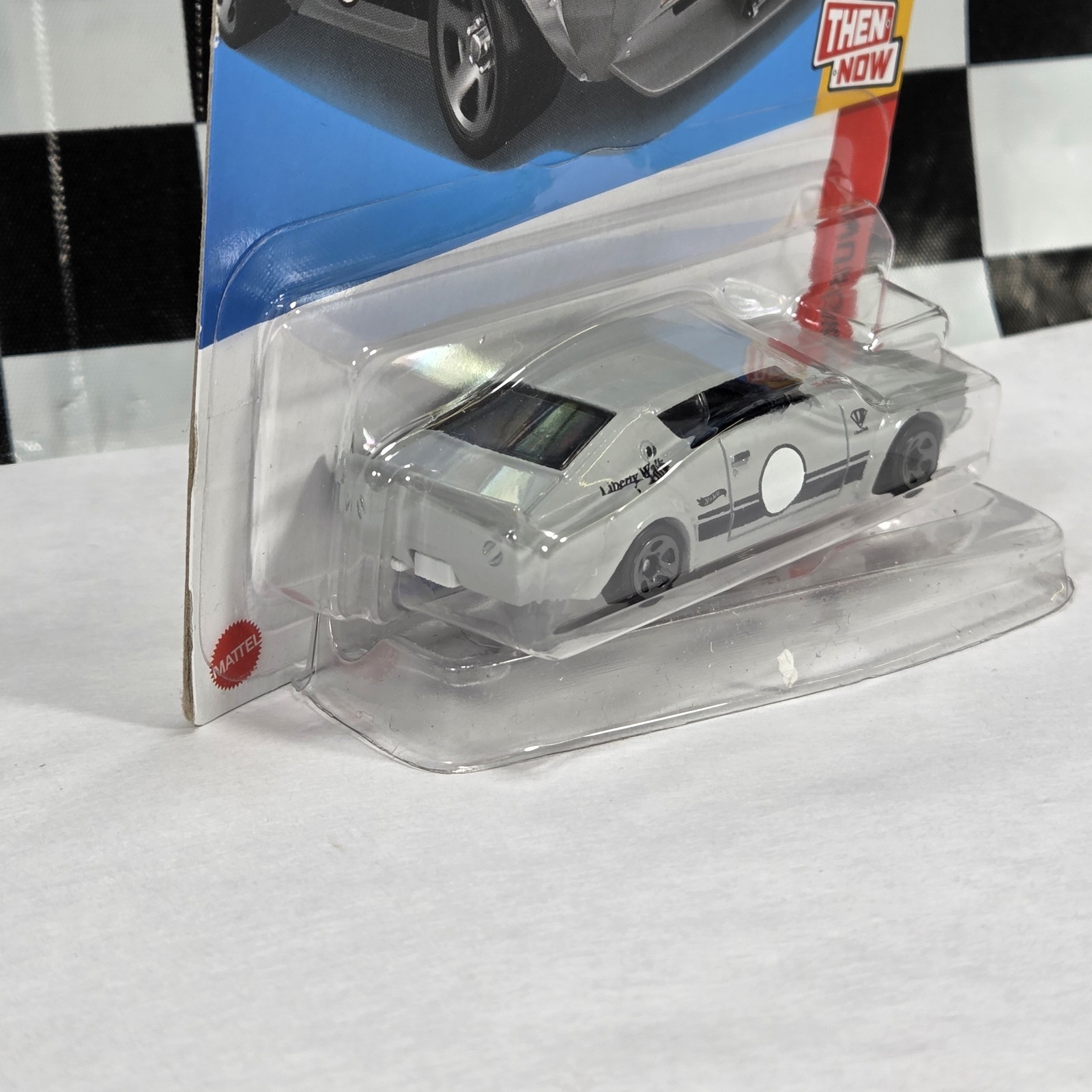 Hot Wheels 2024 Then and Now 1/10 Nissan Skyline 2000GT-R LBWK Gray Liberty Walk