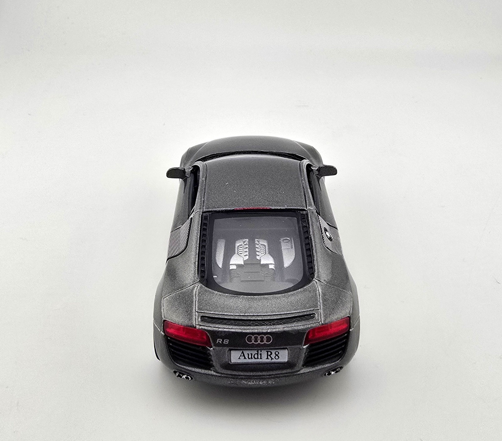 Audi R8 Silver Gray 1:36 Diecast KT5315 Car Pull Back Kinsmart 2017