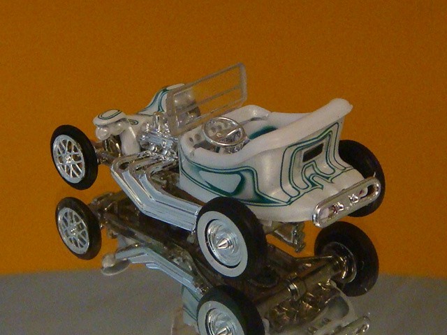 Ed “Big Daddy Rat Fink” Roth 1959 Outlaw Flathead V8 Roadster 1/64 Scale Ltd D