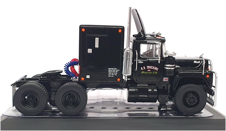 Ixo 1/43 Scale Diecast TR100 – Mack R Series Truck – Black