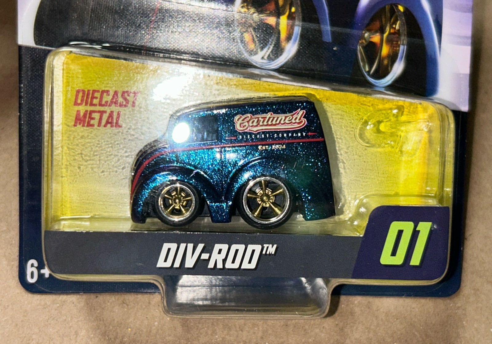 New 2026 Car Tuned Series 10 Hot Rod Way Div-Rod #01 Blue/Purple Metallic!