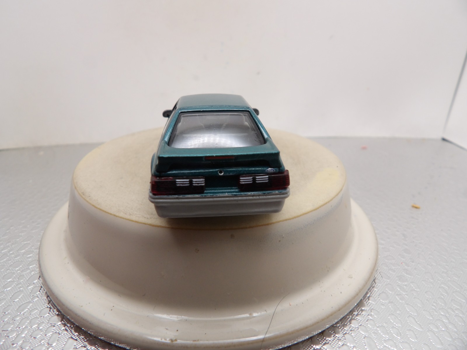 1981 FORD MUSTANG GT 5.0 2021 GREENLIGHT HOLLYWOOD SERIES 1:64 DIE-CAST