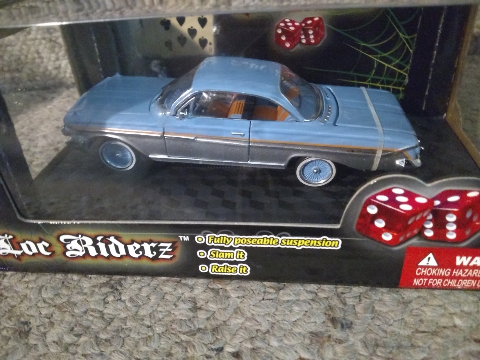 Loc Riderz 1961 Chevrolet Impala SS Convertible 1:32 Diecast Baby Blue NEW