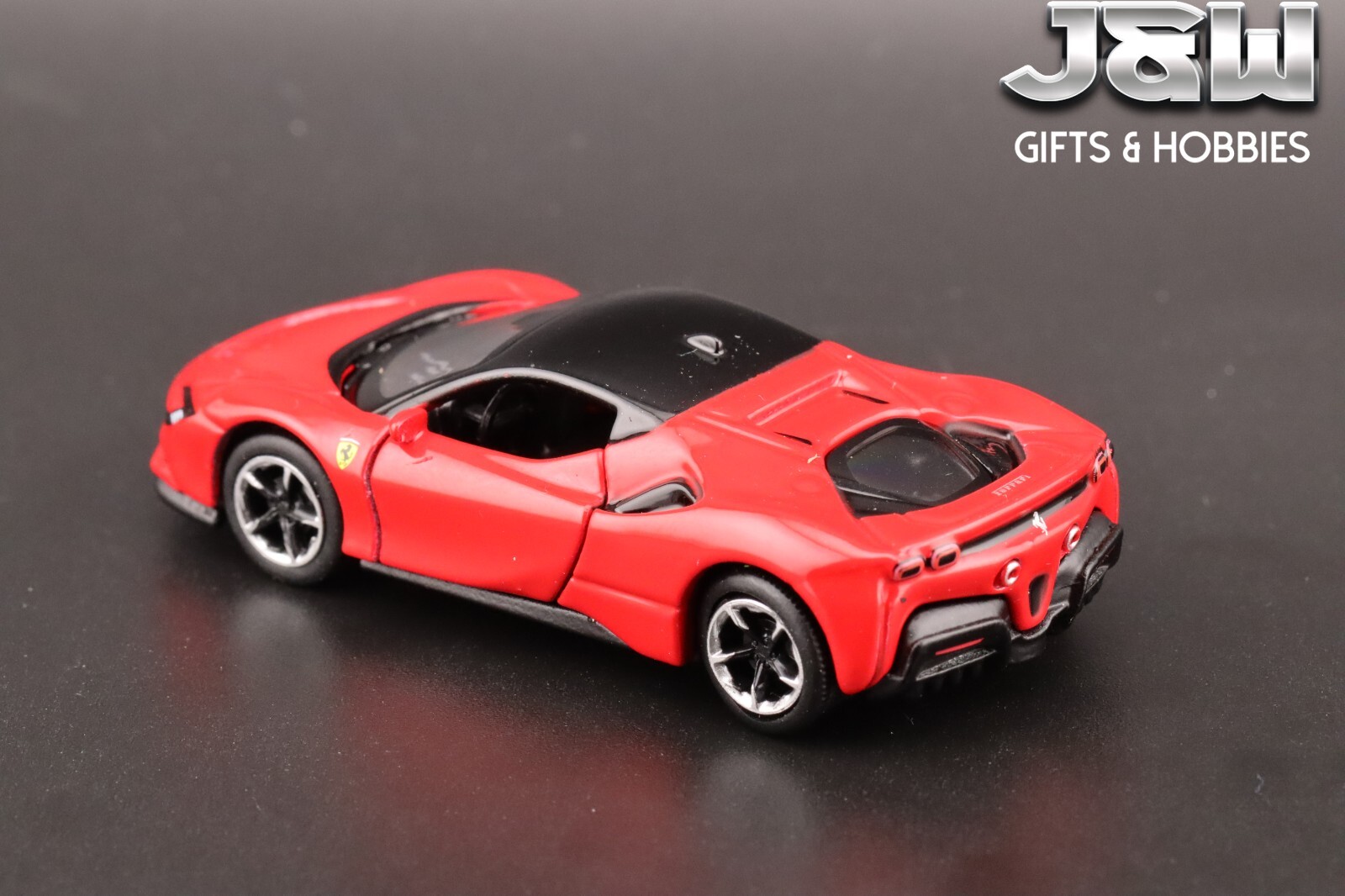 Maisto Ferrari SF90 Stradale Red Speed Icons 15700-24D-RD 1/64