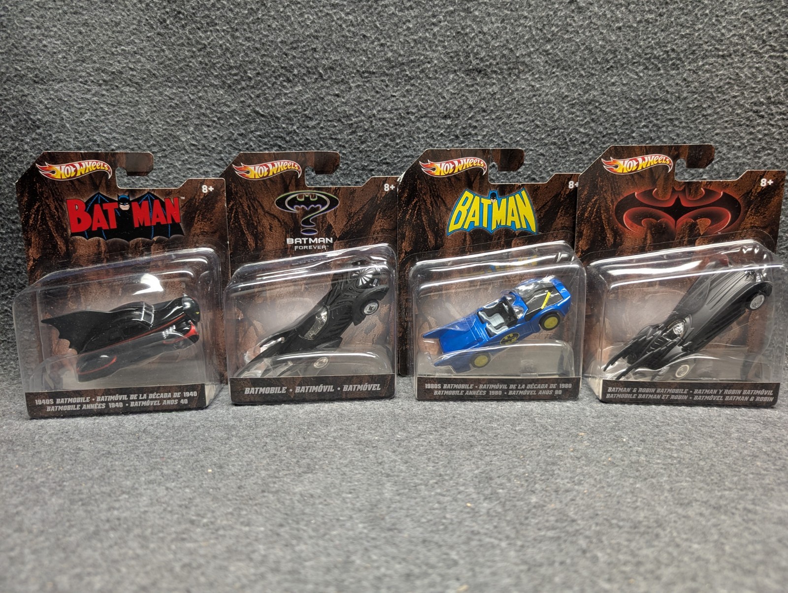 (4) 2011 Hot Wheels 1:50 Batmobile, 1940s & 1980s Batmobile, batman/Robin Btmble