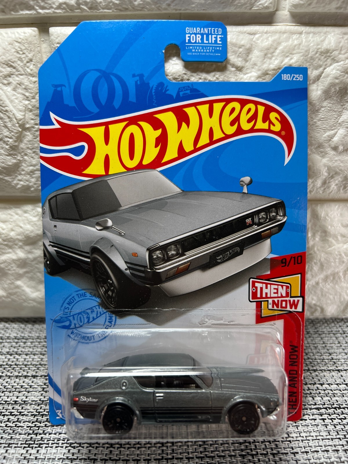 Hot Wheels Then And Now 9/10 Nissan Skyline 2000 GT-R 180/250 Gray