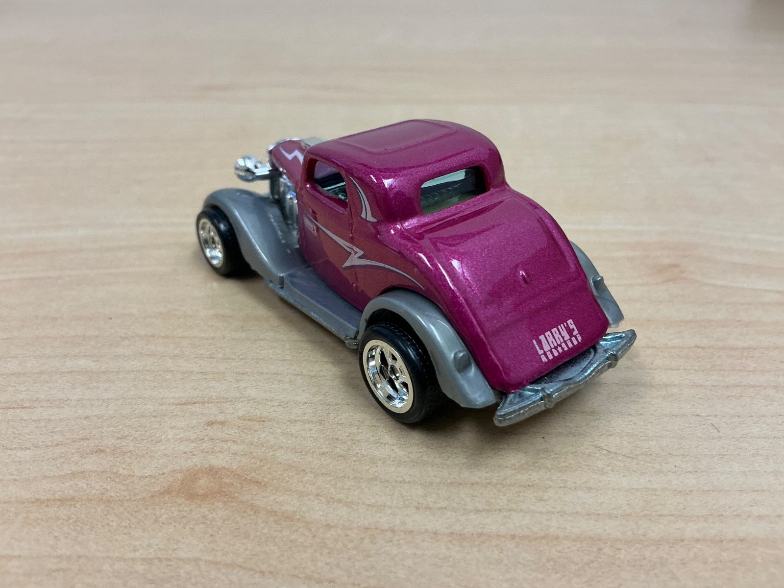 2009 Hot Wheels Larry’s Garage 3 Window ’34 Chase Toys R Us Exclusive NM Loose