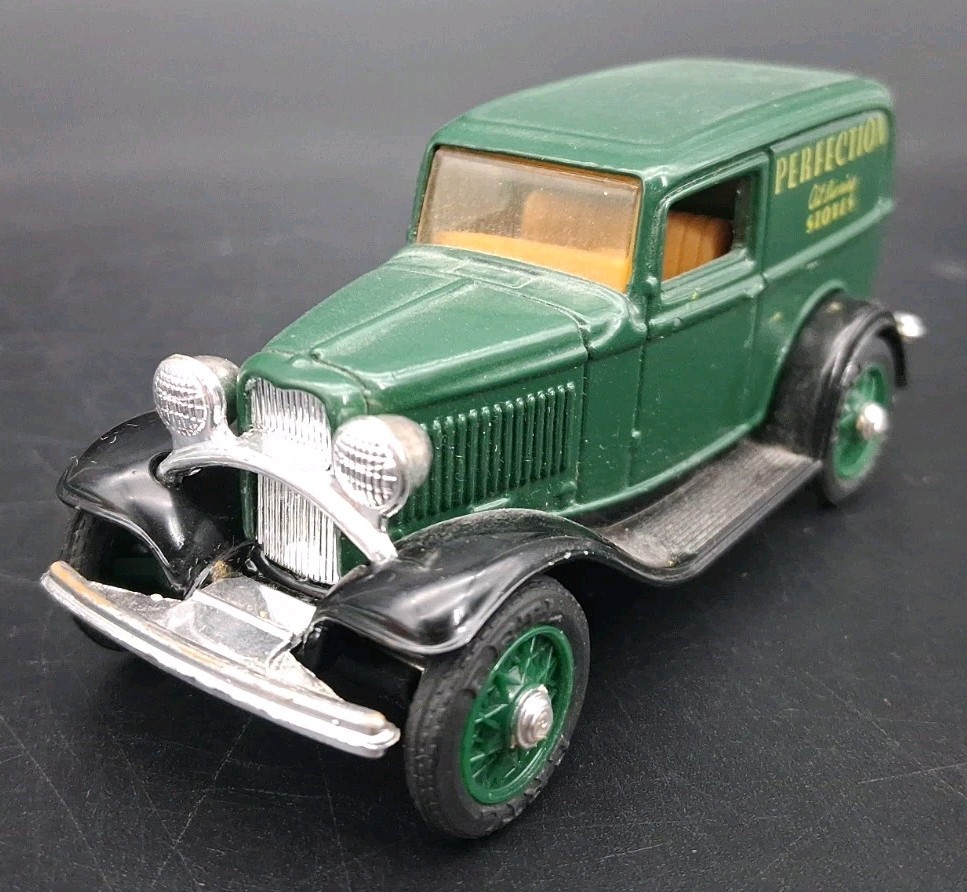 (B) Ertl Diecast 1932 Ford Panel Delivery Truck Perfection Oil Burning Stoves