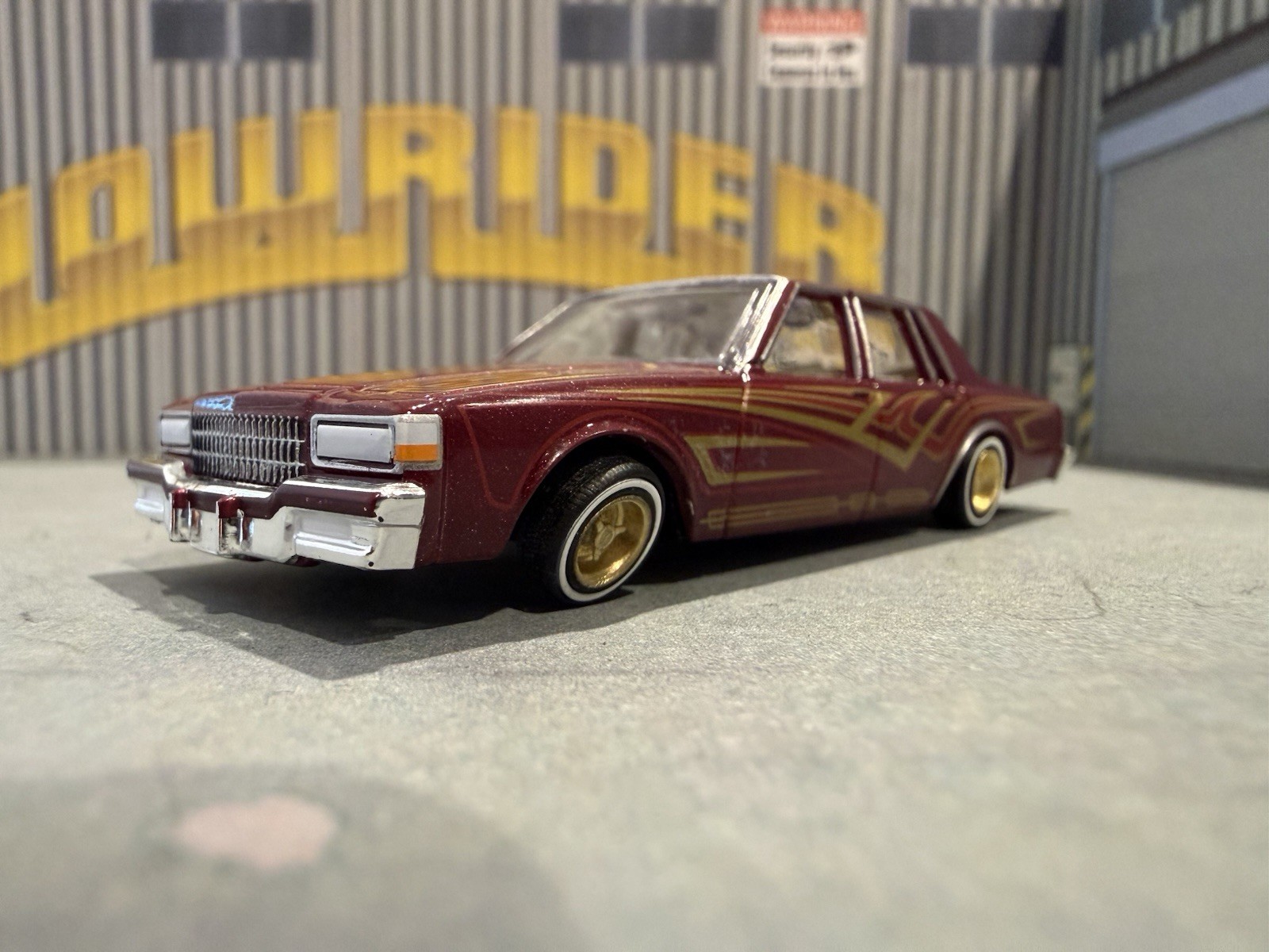 1/64 Diecast Lowrider Caprice