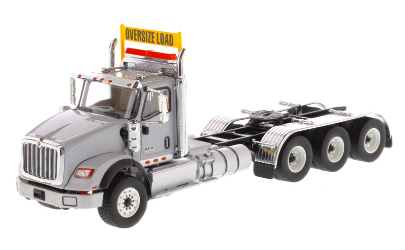 INTERNATIONAL HX620 DAY CAB TRIDEM TRACTOR GREY 1/50 DIECAST MASTERS 71011