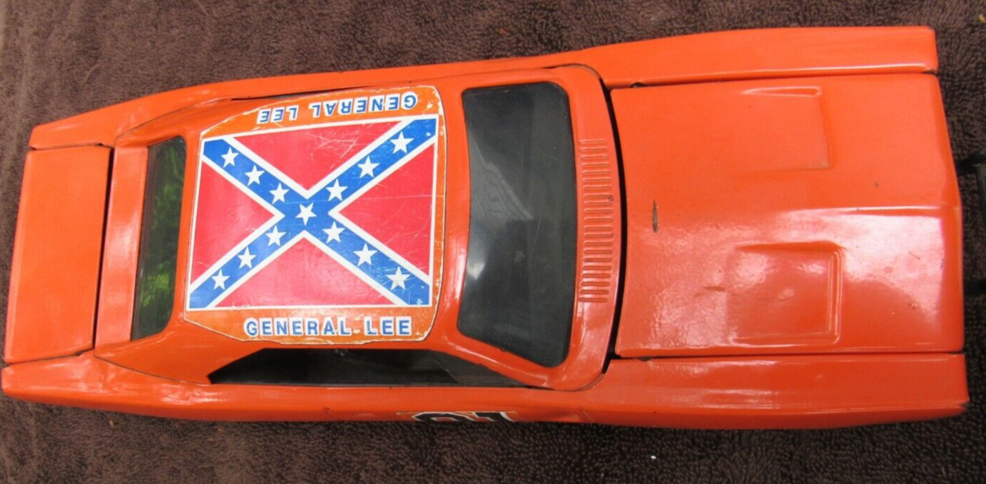 Vintage ERTL 1981 DUKES OF HAZZARD GENERAL LEE 1969 CHARGER 1:16 scale RARE LOT