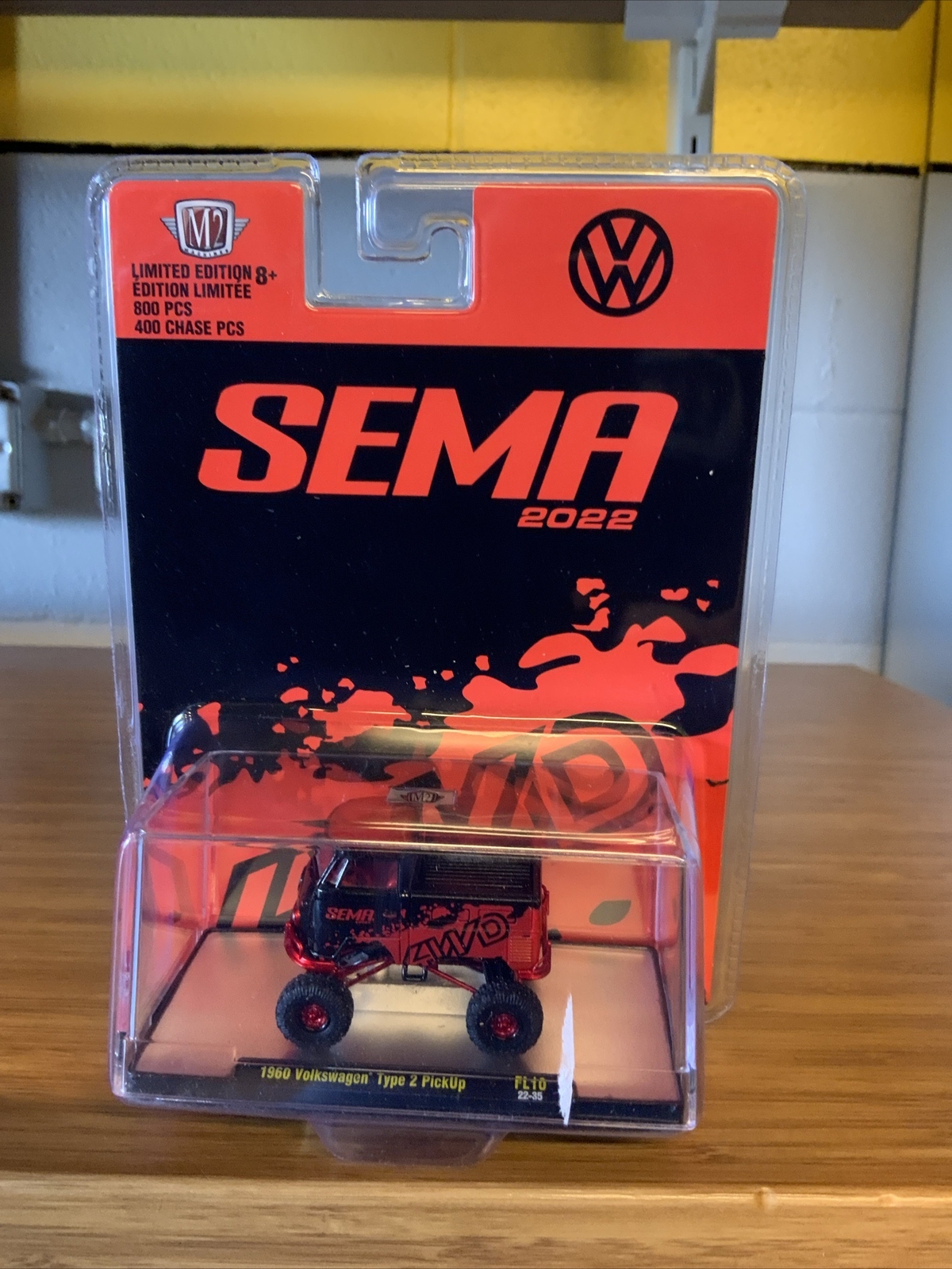 M2 Machines CHASE 2022 SEMA Exclusive 1960 Volkswagen Type 2 Pickup 1 of 400 VW