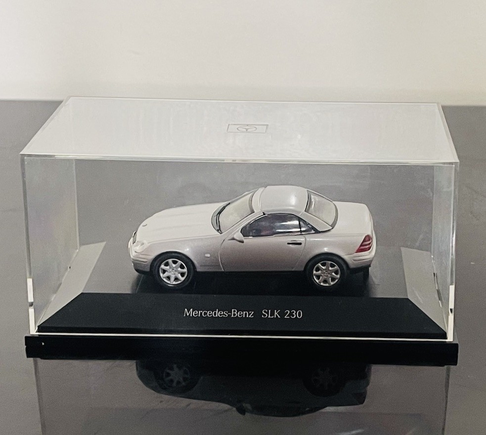 Herpa 1/43 Mercedes Benz SLK 230 Die Cast Grey With Hard Top Dealer Edition