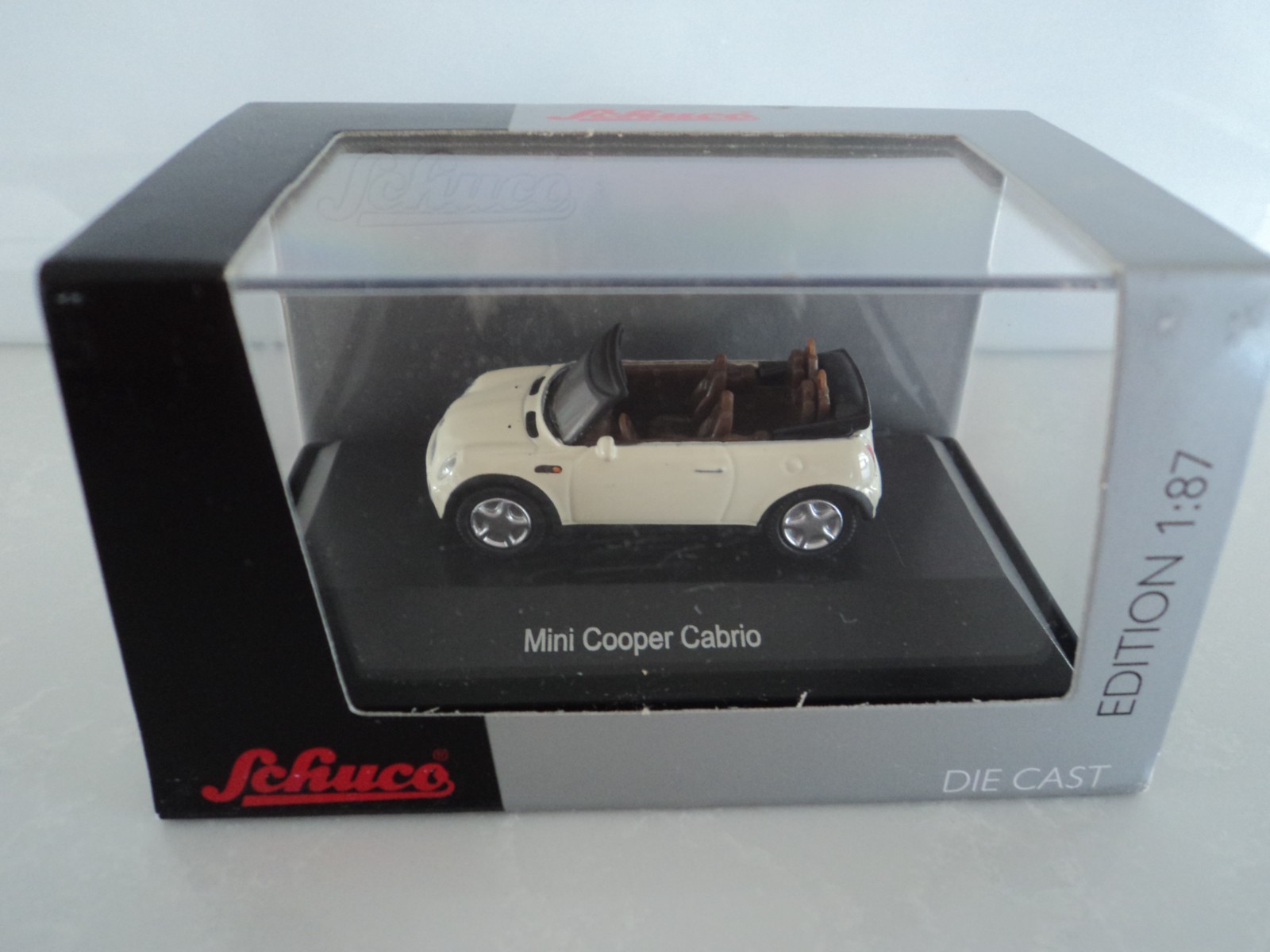 Schuco Mini Cooper Cabrio Convertible Cream HO 1/87 Diecast