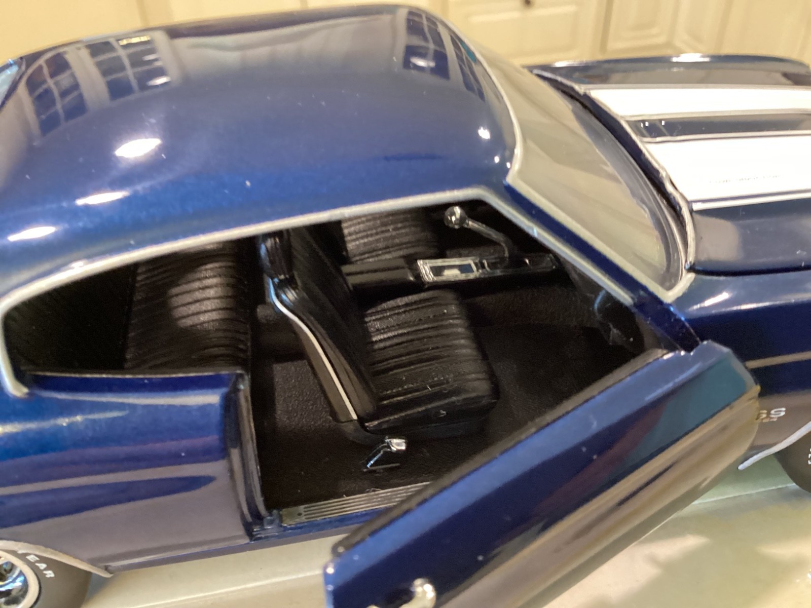 1/24 Franklin MINT 1970 Chevrolet Chevelle SS454 Blue w/White Stripes – B11WA34