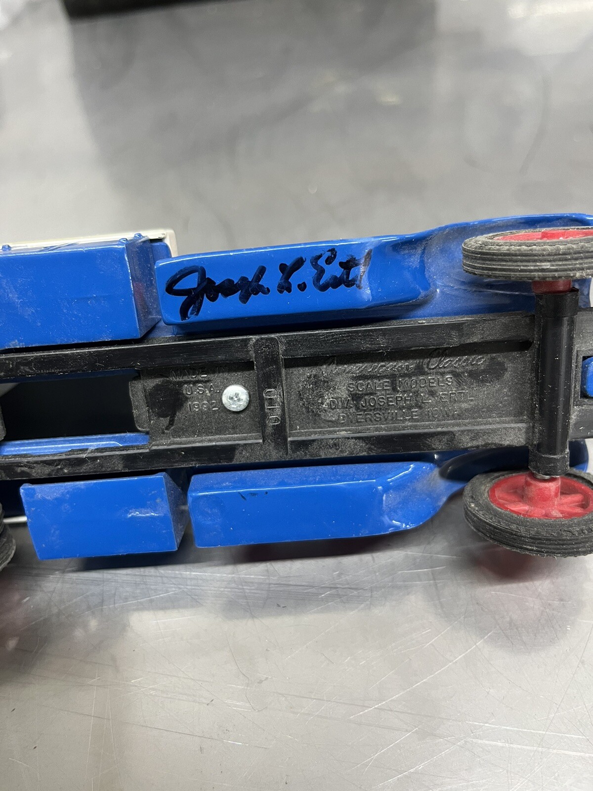 1/25 Marathon Fuel Truck Bank Diecast Metal Joseph Ertl Signed Scale Models