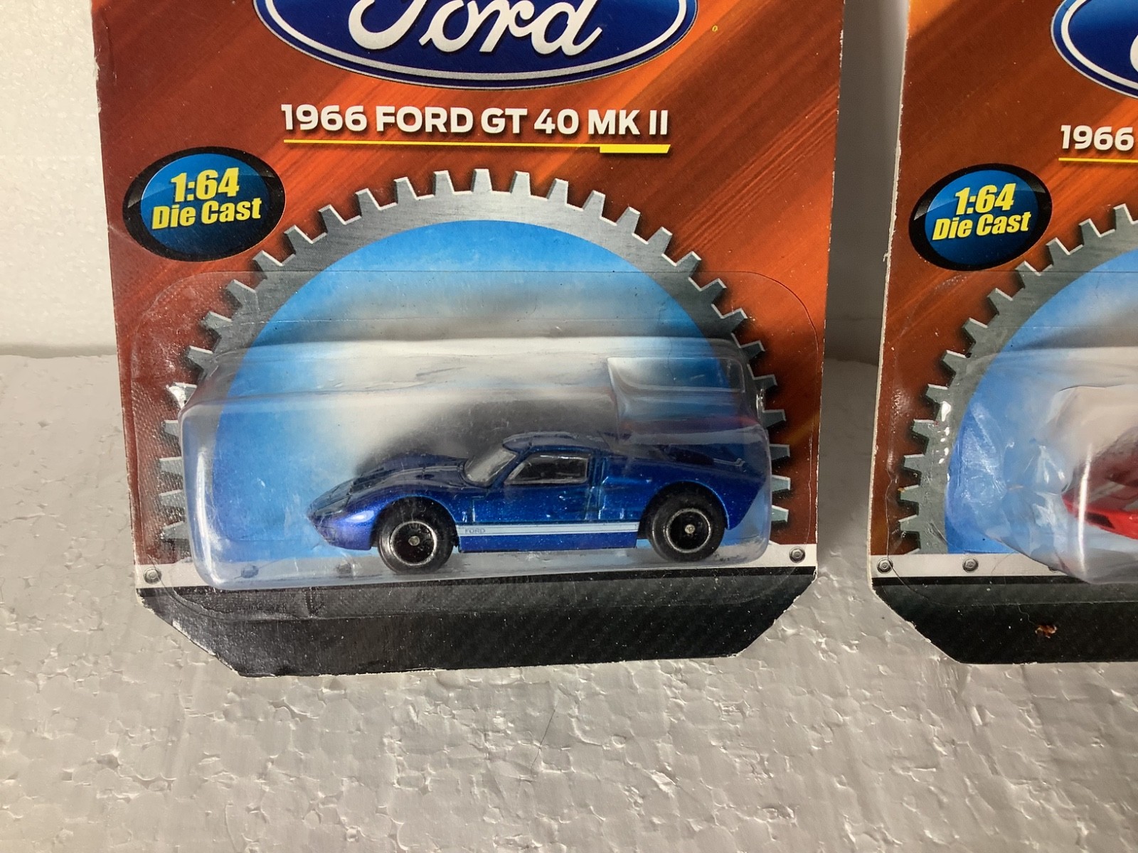 Gear’d Up ~ Officially Licensed ~ 1966 Ford GT-40 MK II ~ 1:64 Die Cast RED&BLUE