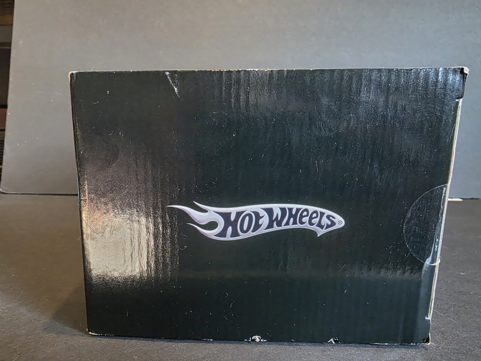 Hot Wheels 2004 WHIPS 1:18 Enzo Ferrari Red