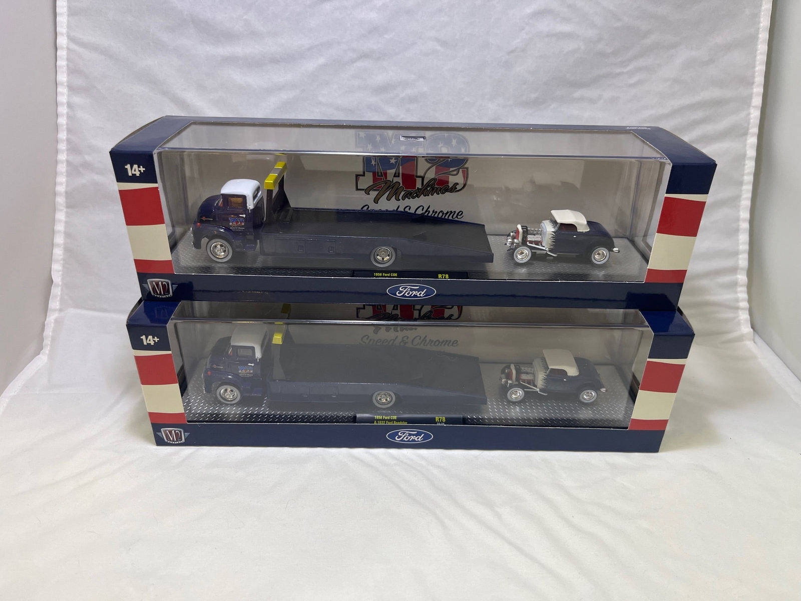 # 01244 – M2 Machines Ford ’56 COE + ’32 Roadster Set – 2 Pcs.